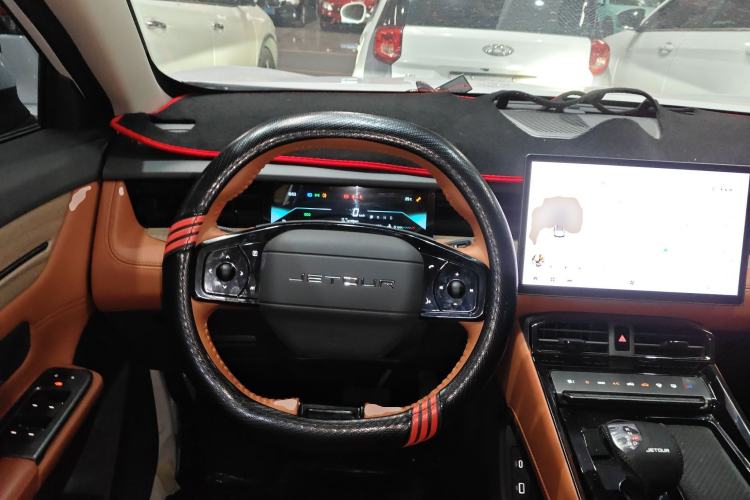 Used JETOUR Dashing 2025 1.5T DCT Luxury Edition