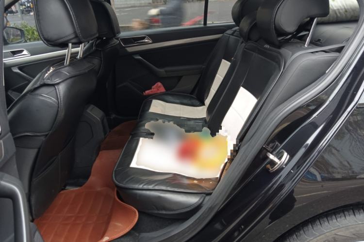 Used Volkswagen Lavida 2017 1.6L Automatic Fashion Edition
