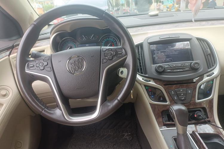 Used Buick LaCrosse 2013 2.4L SIDI Leading Comfort Version

