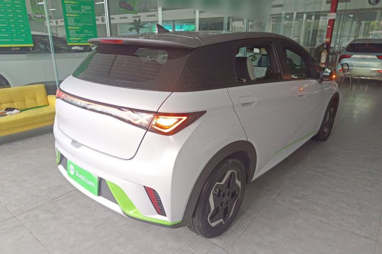 Used BYD Dolphin 2021 405 km Fashion Edition