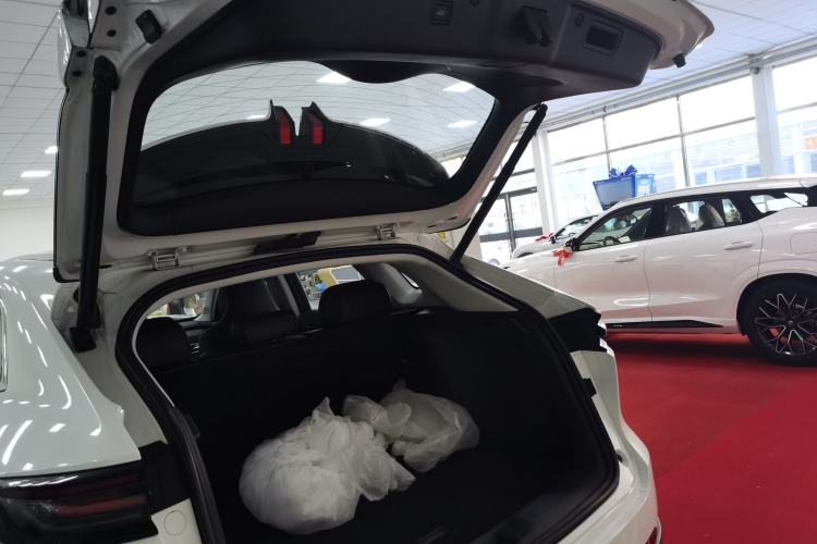 Used Changan UNI-K iDD 2024 ZhiDian iDD 1.5T 135km Smart Leading Model