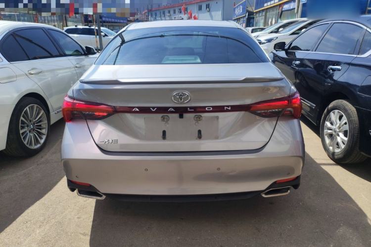 Used Toyota Avalon 2019 2.5L Ambition Version China VI Standard Rear