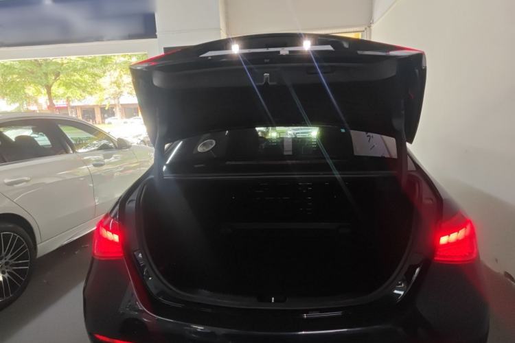 Used Mercedes-Benz C-Class 2023 Revised C 200 L Sport Edition Trunk