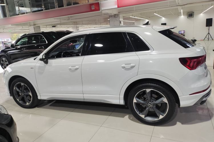 Used Audi Q3 2023 35 TFSI Fashion Dynamic Model (1.4T)