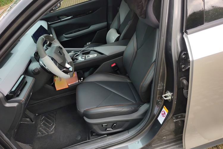 Used CHANGAN UNI-V 2022 1.5T Prestige Version
