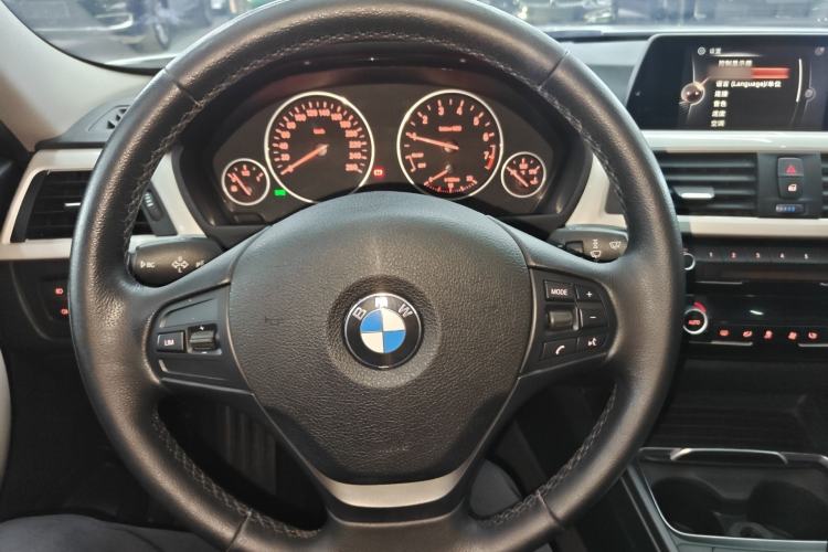 Used BMW 3 Series 2016 320Li Fashion Model
