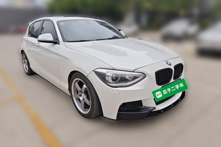 Used BMW 1 Series 2012 118i Leading Model Front Right 45 Deg