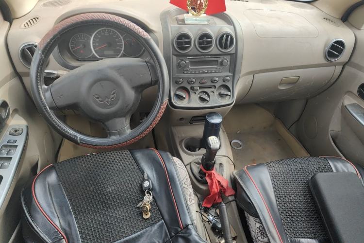 Used Wuling Hongguang 2010 1.4L Comfort Version
