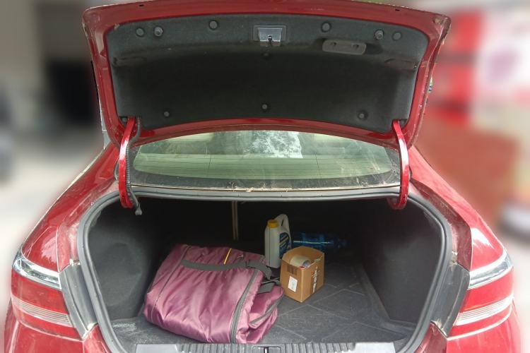 Used Buick GT 2013 GT 1.6L Manual Entry-Level Model Trunk