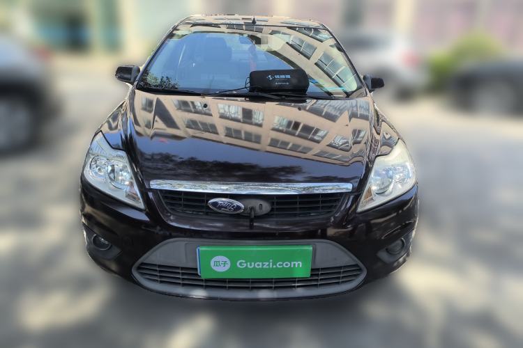 Used Ford Focus 2011 Sedan 1.8L Manual Comfort Model
