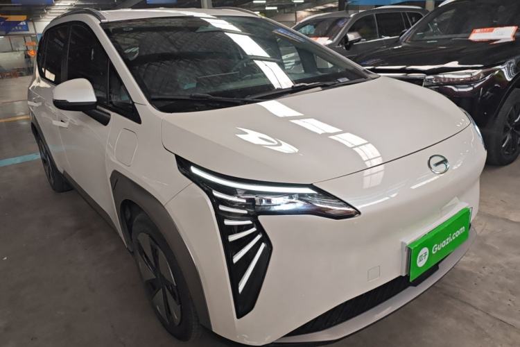 Used AION Y 2024 Younger