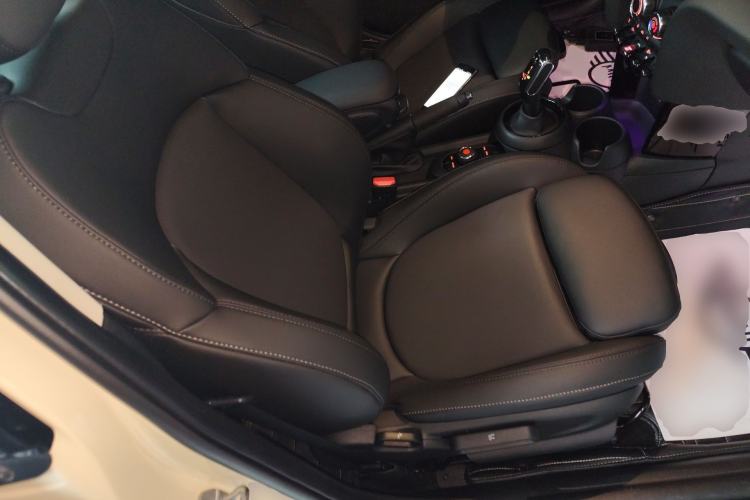 Used MINI 2019 1.5T COOPER Classic Edition Five-Door Version
