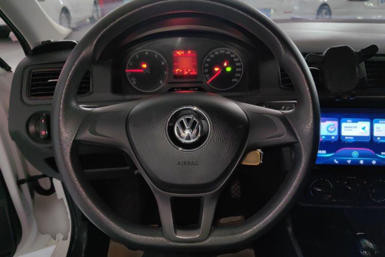 Used Volkswagen Santana 2018 1.5L Automatic Fashion Edition Steering Wheel