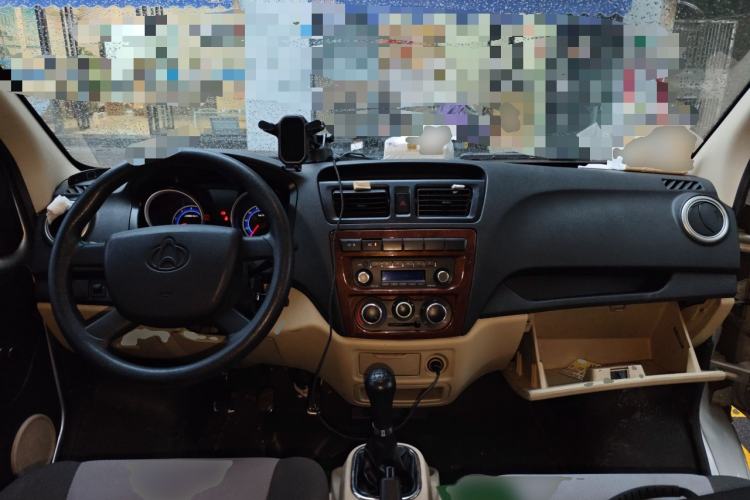 Used CHANGAN KAICHENG Ruixing M80 2018 1.5L Base Model Van Semi-Blind Window Flat Roof Rear-Hinged Doors 4G15S
