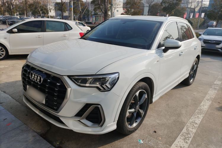 Used Audi Q3 2019 35 TFSI Fashion Dynamic Model