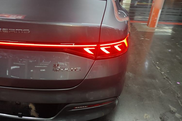 Used BYD Qin PLUS 2024 HONOR Edition DM-i 55KM Leading Model
