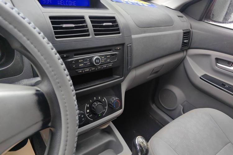 Used BAIC Weiwang M20 2014 1.5L Basic Version DAM15DL Audio And AC Panel