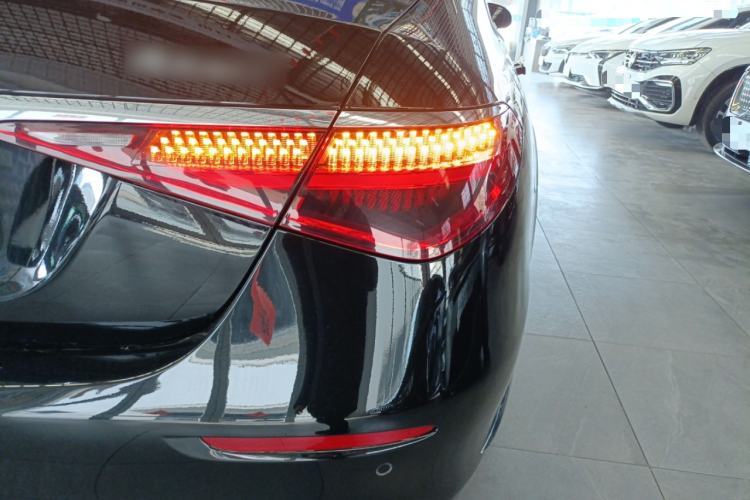 Used Mercedes-Benz S-Class 2022 Revised S 400 L Business Version Right Rear Taillight