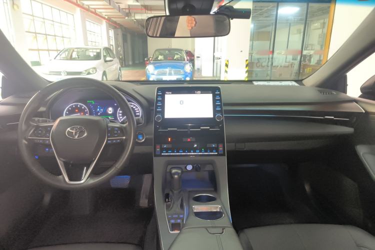 Used Toyota Avalon 2019 2.5L Touring Premium Version China VI Standard
