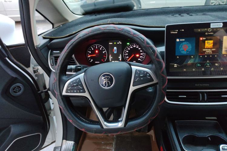 Used BYD Song MAX 2019 1.5T Automatic Smart Connect ZhiLian RuiDong 6-Seater China V Standard