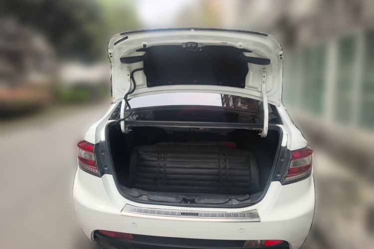 Used Luxgen S3 2016 1.6L CVT Flagship Edition