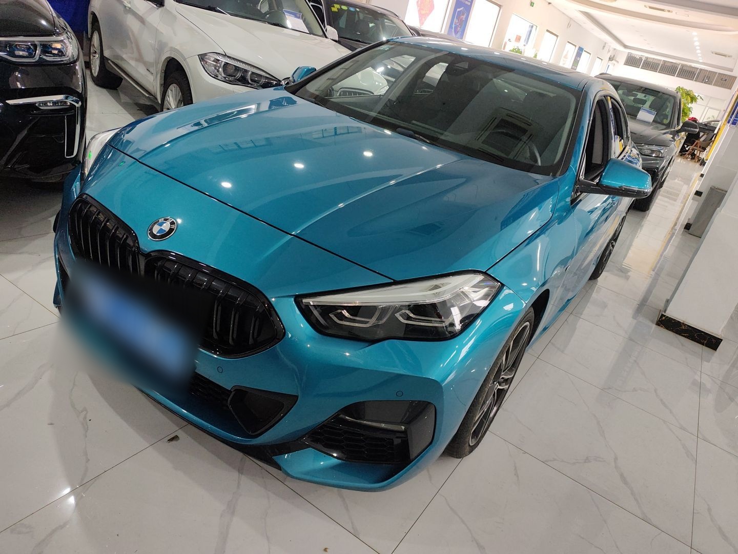 Parte inferior delantera