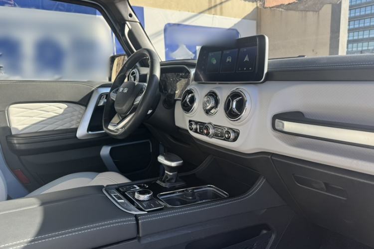 Used BAIC Off-Road BJ40 2023 2.0T Automatic Four-Wheel Drive Urban Hunter Edition Prestige Version
