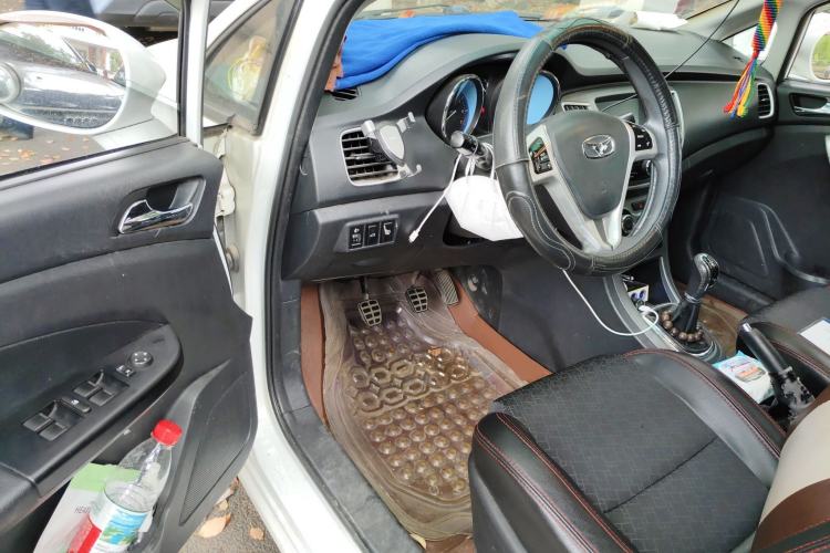 Used Cowin C3 2015 1.5L Manual Gold Diamond Edition Driver Seat