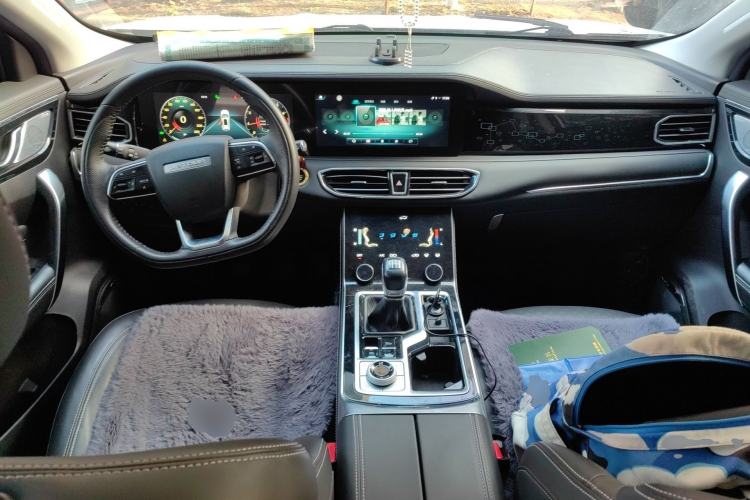 Used JETOUR X90 2020 1.5T Manual Shadow Joy Version 6 Seats Center Console