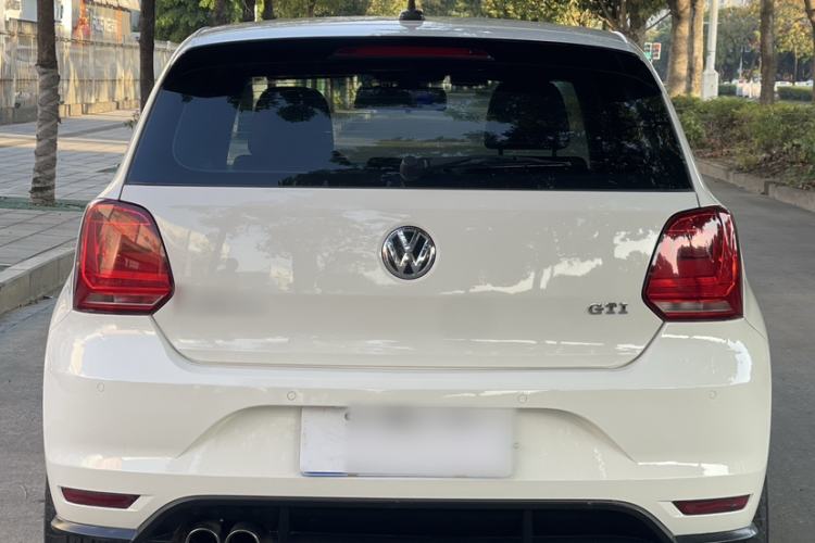 Used Volkswagen Polo 2015 1.4TSI GTI
