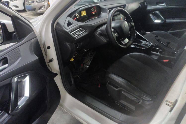 Used Peugeot 308 2016 1.6L Automatic Luxury Edition Driver Seat