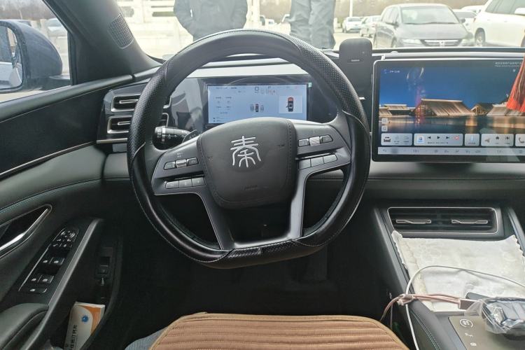 Used BYD Qin L 2025 DM-i Smart Drive 80KM Leading Model