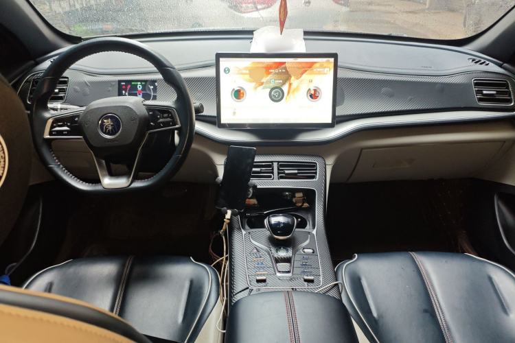 Used BYD Qin PLUS 2021 DM-i 55KM Flagship Model Center Console