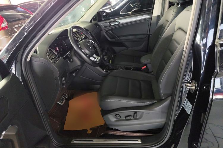 Used Volkswagen Tiguan L 2021 380TSI Automatic All-Wheel Drive R-Line Comfort Plus 7-Seater