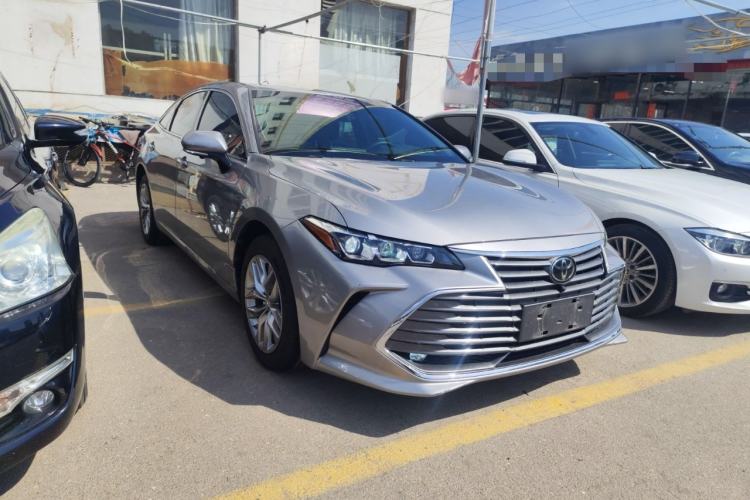 Used Toyota Avalon 2019 2.5L Ambition Version China VI Standard Exterior 1