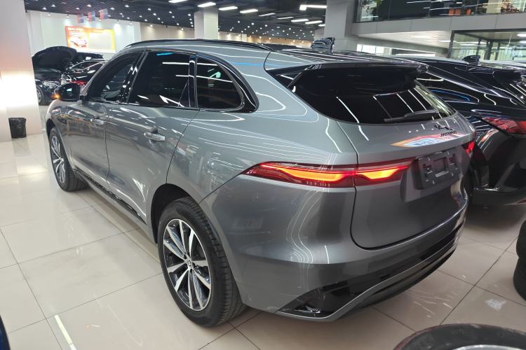 Used Jaguar F-PACE 2024 P250 R-Dynamic SE