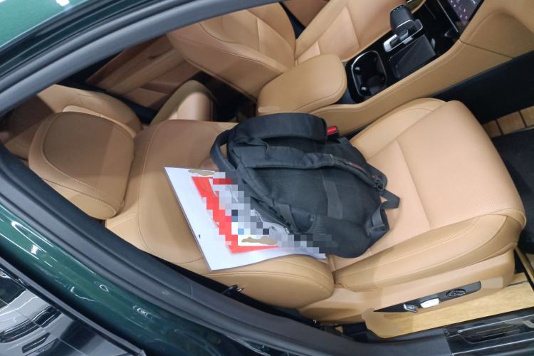 Used Li Auto ONE 2021 Extended-Range 6-Seater Version Right Front Seat