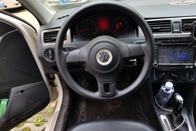 Used Volkswagen Santana 2015 1.6L Automatic Comfort Edition Steering Wheel