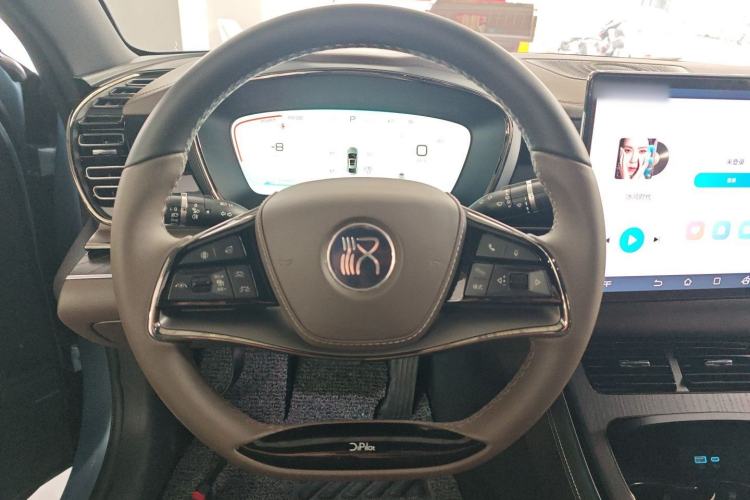 Used BYD Han 2023 DM-i Champion Edition 121KM Prestige Model
