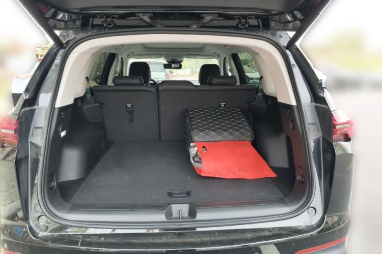 Used Buick Envision 2025 Encore Plus 28T Two-Wheel-Drive Platinum Edition