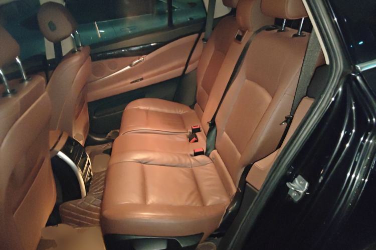 Used BMW 5 Series GT 2014 528i Leading Model
