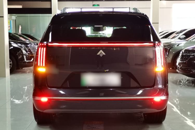 Used Hyptec HL 2025 700 Ultra Six-Seater All-Wheel-Drive LiDAR Version