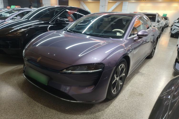 Used Hima Luxeed S7 2025 705 km Pro