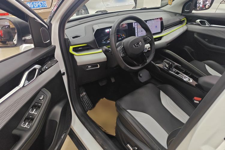 Used Geely Auto Coolray 2023 Bin Yue COOL 1.5TD DCT Champion Edition Interior 2