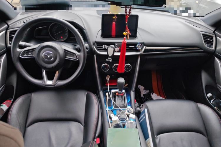 Used Mazda CX-4 2018 2.0L Automatic Two-Wheel Drive Blue Sky Dynamic Version China V Standard
