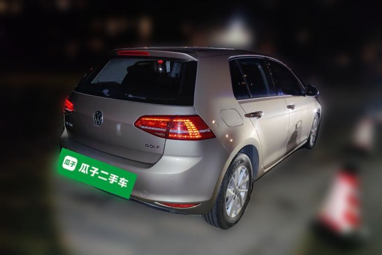 Used Volkswagen Golf 2016 1.6L Automatic Fashion Model