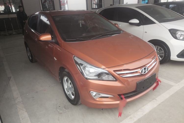 Used Hyundai Verna Ray 2014 1.4L Automatic GLX
