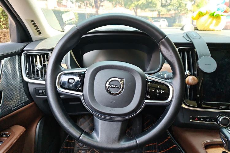 Used Volvo S90 2019 T5 Prestige Edition