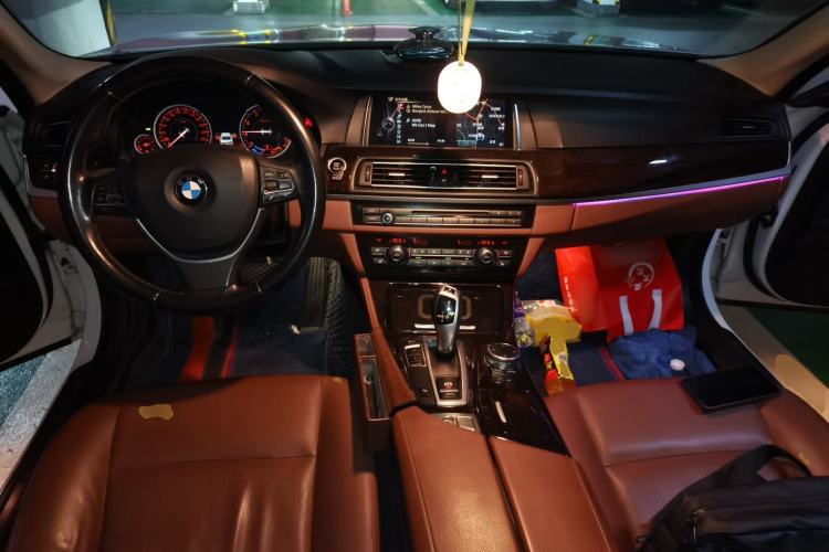 Used BMW 5 Series 2017 528Li Leading Model
