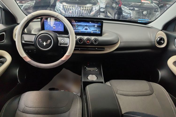 Used Wuling Bingo 2023 203km Light Edition Center Console